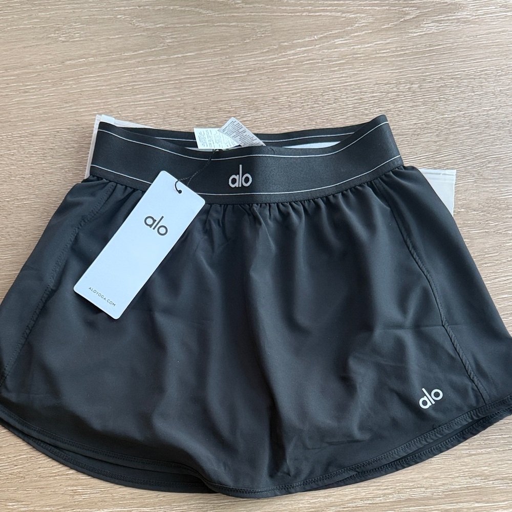ALO Yoga Women's Athletic Black Skirt